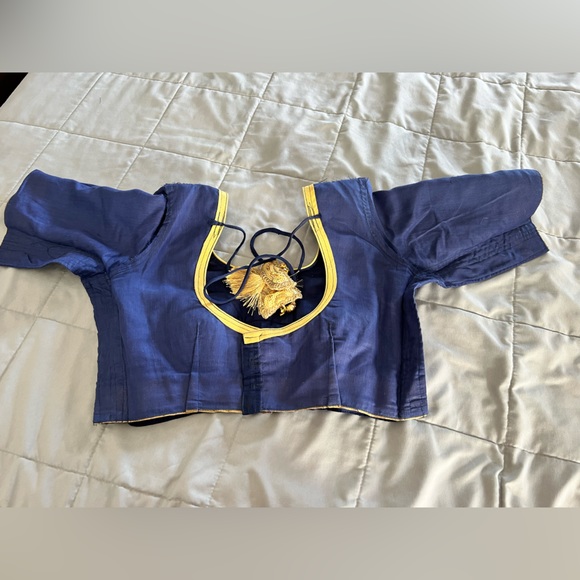 Beautiful saree with stitched blouse, Bust 34B, can make it bigger - Picture 6 of 15